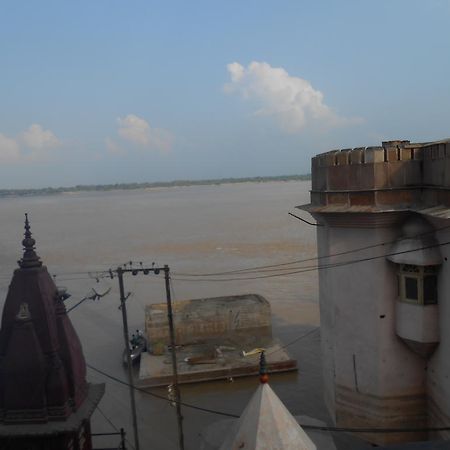 Hotel Sonmony Benares Buitenkant foto